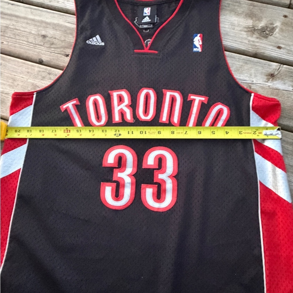 Adidas Toronto Basketball Jersey - 33 Moon  Size M‎ - Picture 9 of 13